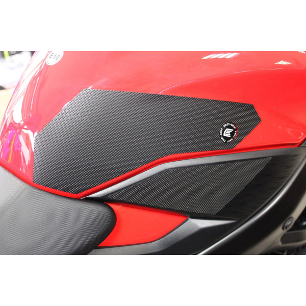 Eazi-Grip Eazi-Grip Suzuki GSX-S750 2017-2024 Black Tank Grips - PRO